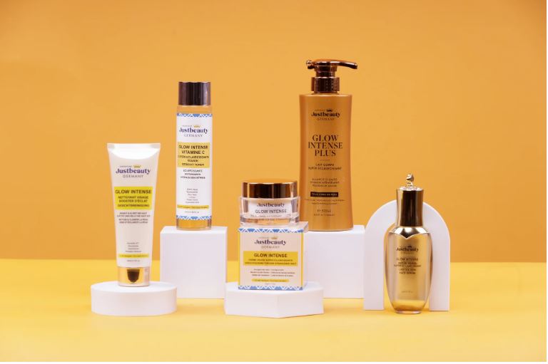 GAMME GLOW INTENSE : L’EXCELLENCE ANTI-TACHES & ÉCLAT