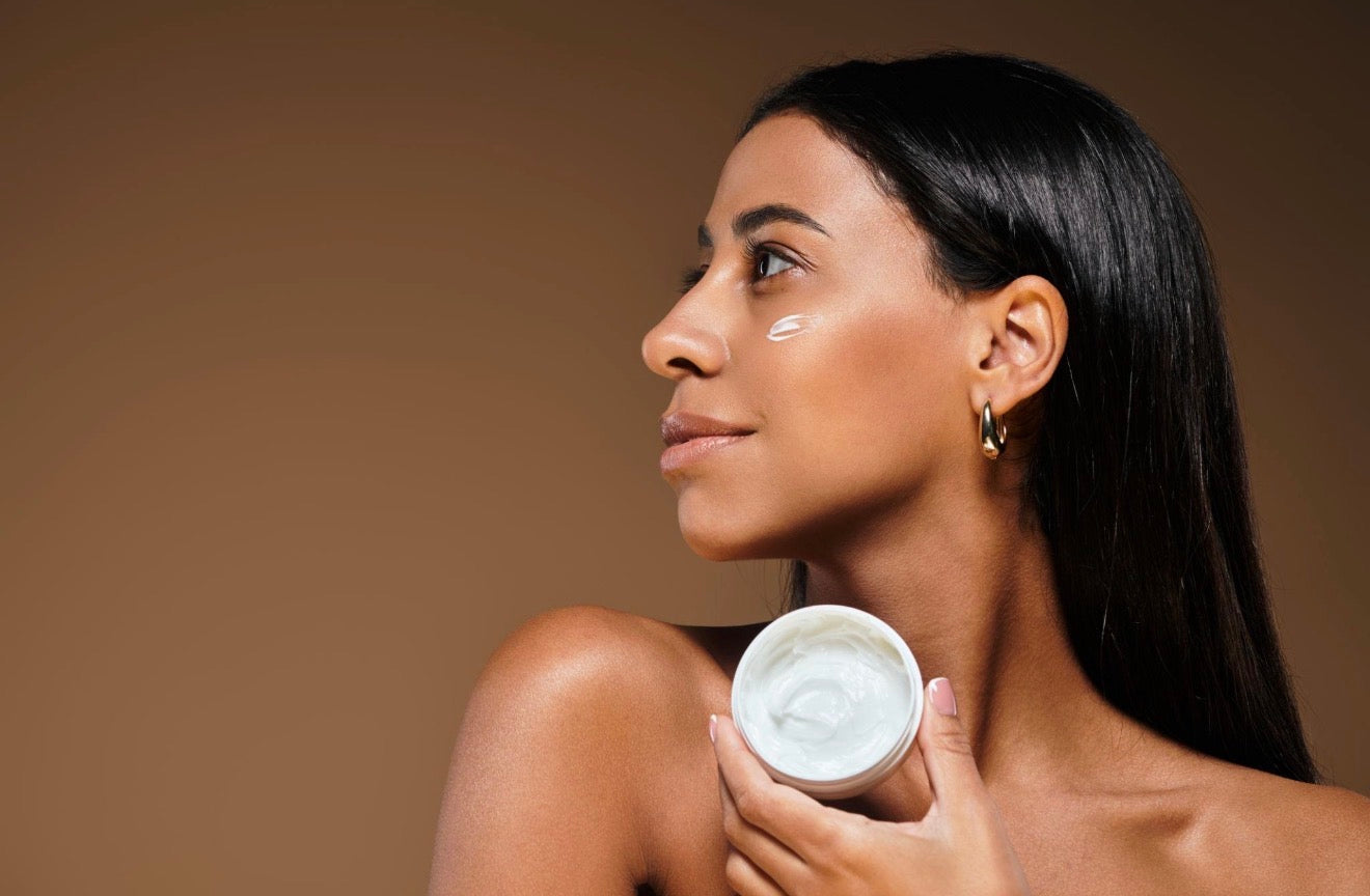 ✨ Gamme Glow intense – Le secret d’une peau éclatante